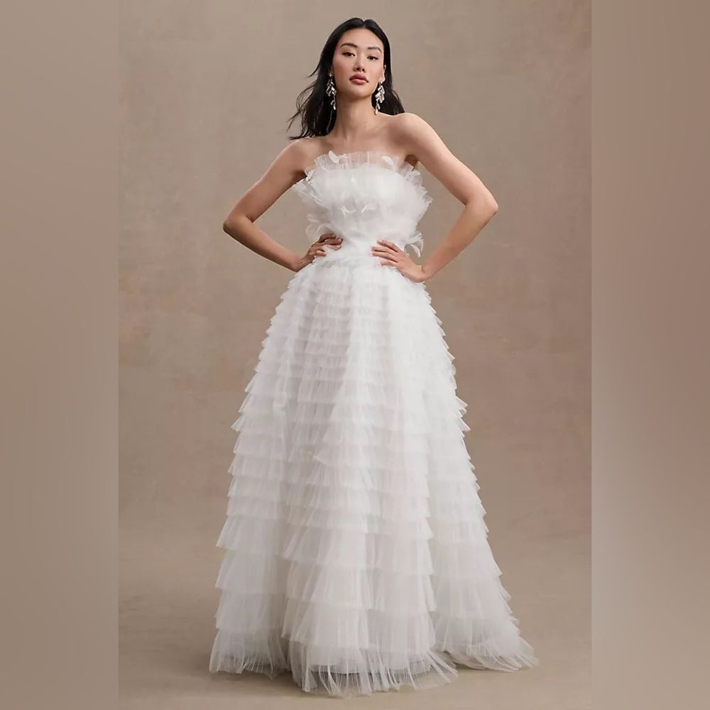 Anthropologie Mac Duggal Kylie Strapless Ruffle Wedding Gown/ size 6